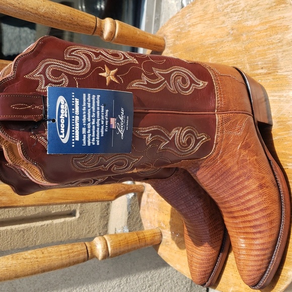 Lucchese Ladies Cowboy Boots - Picture 3 of 6
